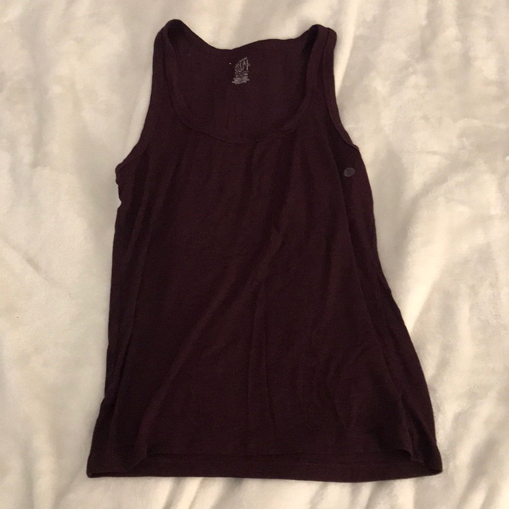 Maroon tank top